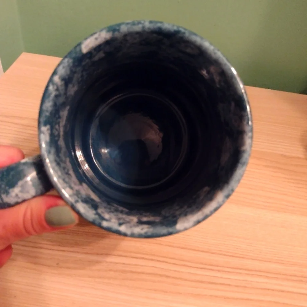 New Handcrafted Glazed Pottery Mug - Picture 7 of 15